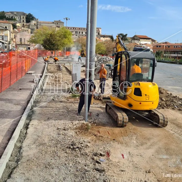 Piazza Spogliatore a Vibo: «A marzo l'inaugurazione del nuovo parcheggio» - Video