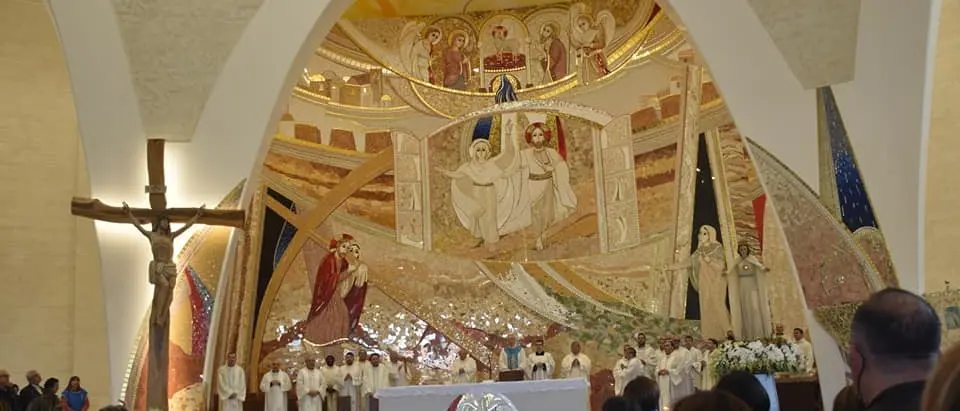 Paravati, 29 anni fa l'arrivo della statua della Vergine. Il vescovo: «Trasformiamoci in portalettere di Dio»