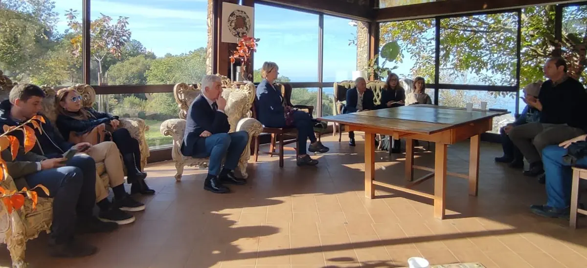 Vibo Valentia: la giunta comunale visita l’associazione “La Goccia”