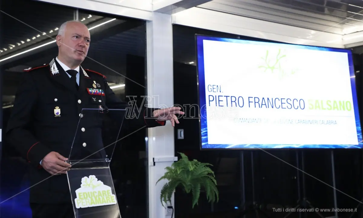 Arma dei carabinieri, Università, Il Vibonese, LaC e Diemmecom insieme per il mare calabrese - Video
