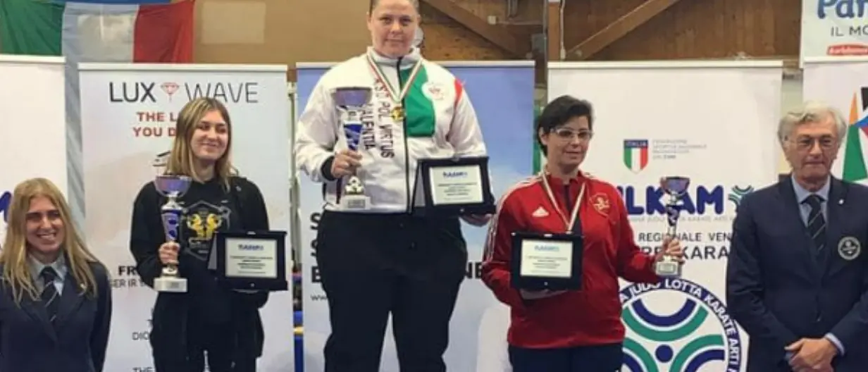Campionato nazionale karate, la vibonese Viola Zangara conquista la medaglia d’oro