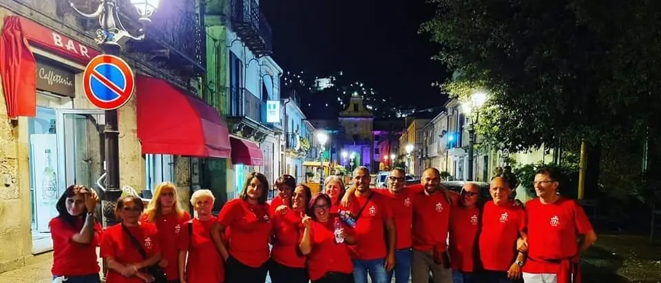 Soriano, la Pro Loco dà il via al cartellone natalizio con la casa di Babbo Natale