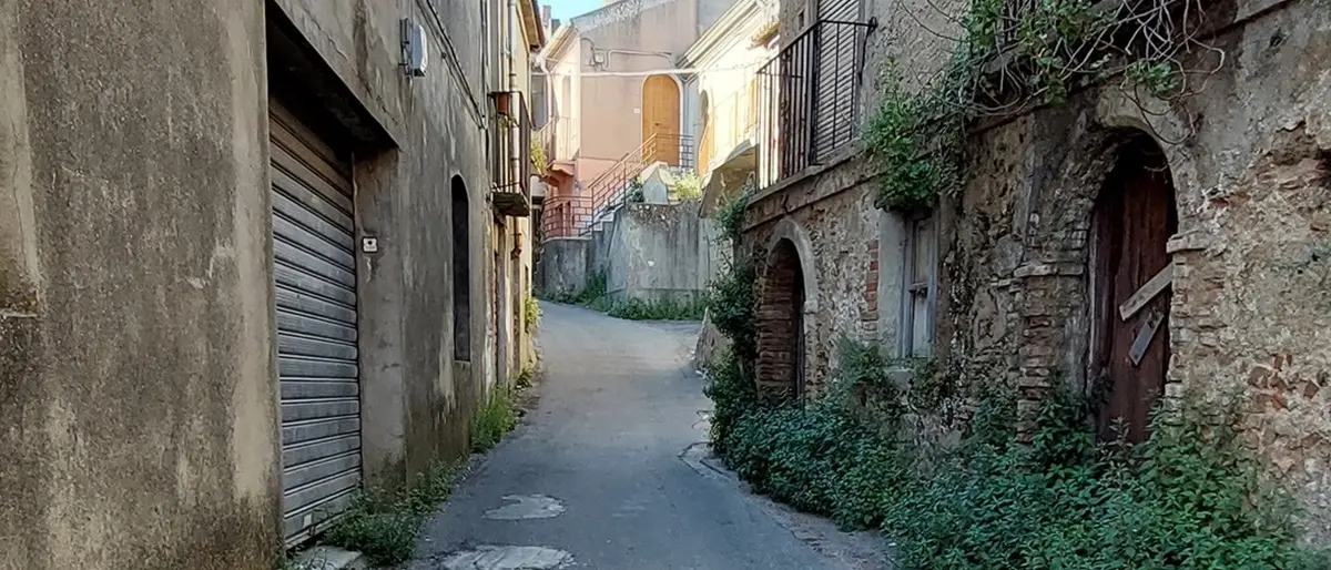 Rifacimento delle strade delle frazioni Vene e Triparni: aggiudicati i lavori
