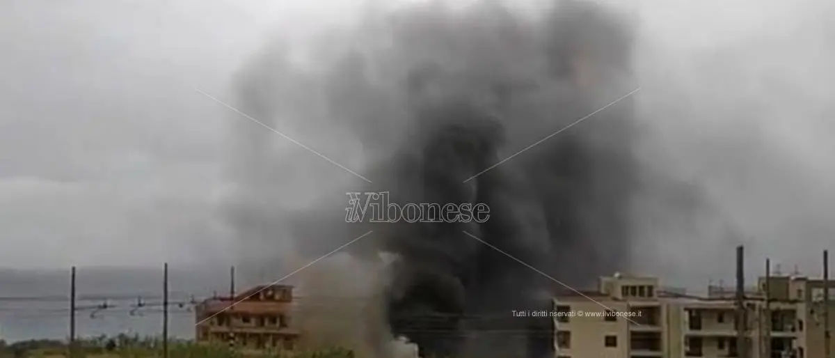 Bombole di gas esplodono a Bagnara Calabra: un morto e due feriti gravi - Video