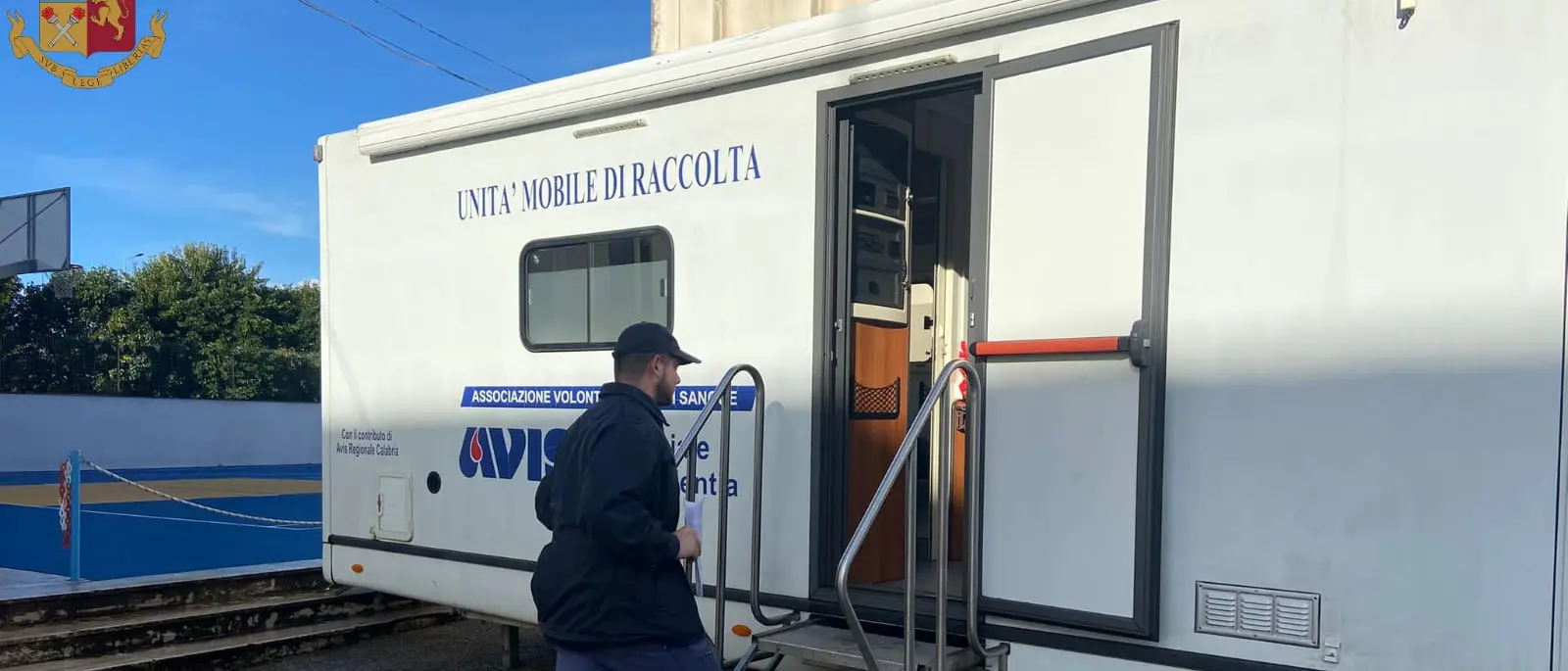Vibo, alla scuola di Polizia fa tappa la \"Maratona del Donatore\"