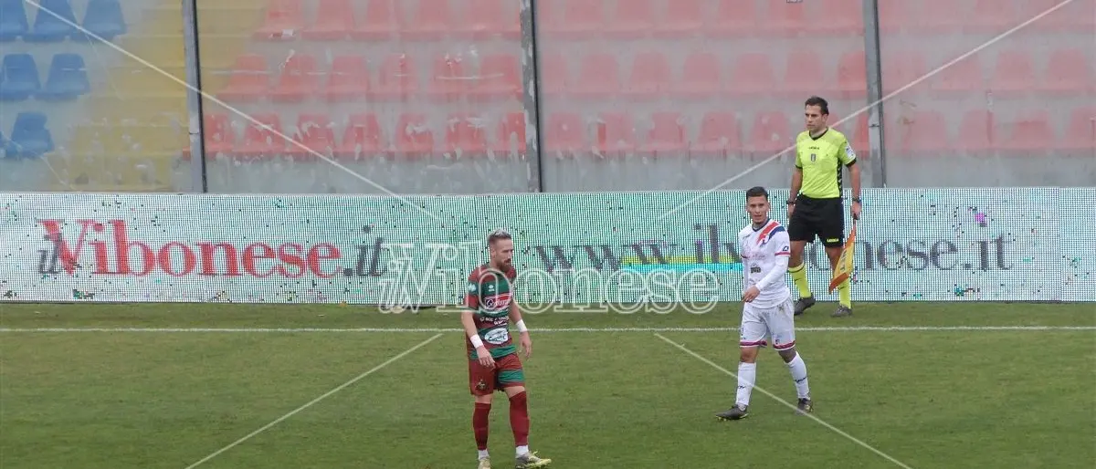 Calcio, la Vibonese con Martiniello evita la sconfitta all’ultimo minuto - Video