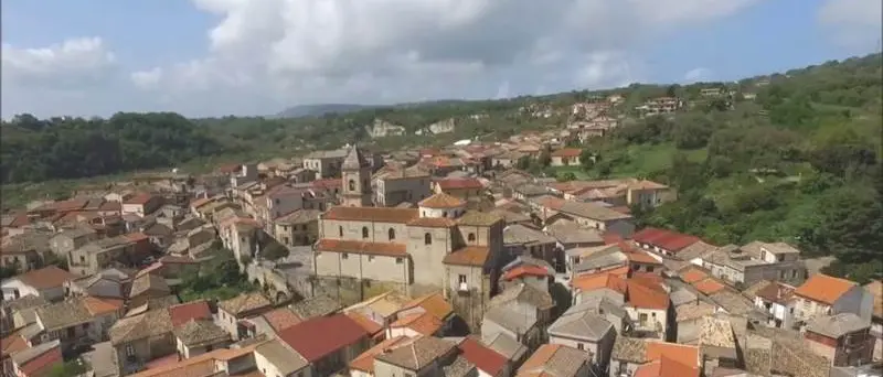 Maierato esclusa dai finanziamenti, l’opposizione: «I cittadini meritano competenza»