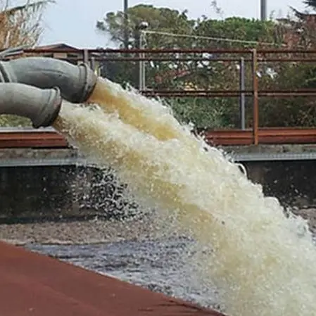 Mare pulito, blitz di Occhiuto al depuratore di Pizzo: «Ora l'impianto funziona» -Video