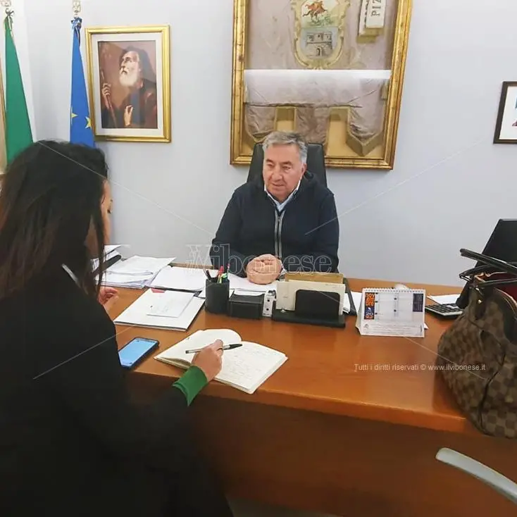 Intervista al sindaco di Pizzo a sei mesi dall'insediamento. Ecco quanto realizzato, i progetti e le criticità