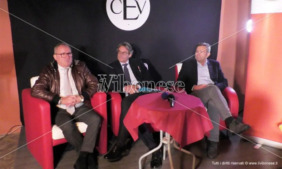 Il calcio vibonese fra premiazioni, fair play e buoni propositi per il futuro - Video