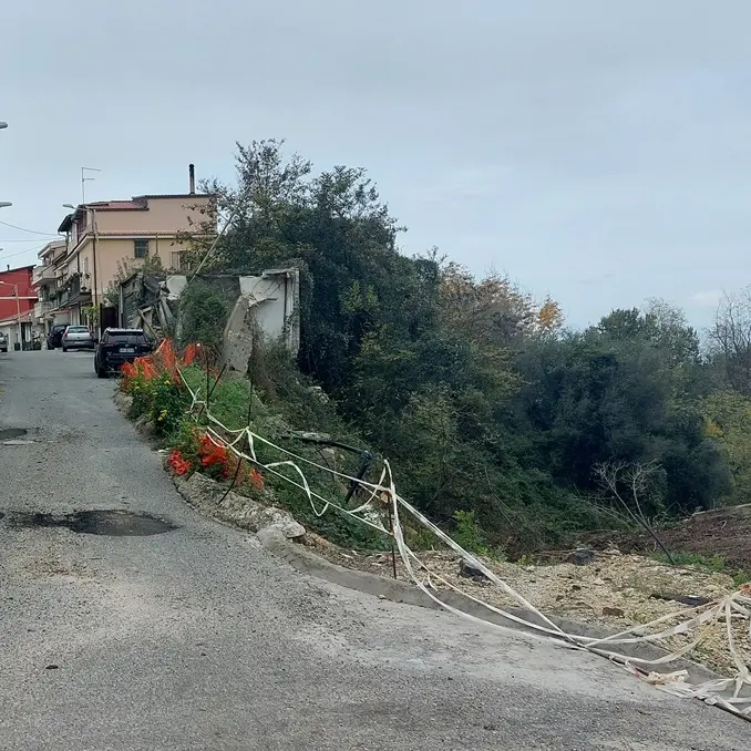 Timori per la Piazza di Triparni, il Comune dà incarico per monitorare eventuali cedimenti