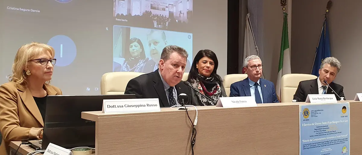 Al “Berto” di Vibo si è parlato di social network e disturbi dell'alimentazione