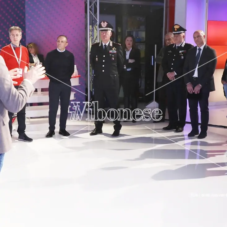 Il numero uno dei carabinieri in Calabria in visita a LaC e a Il Vibonese.it - Video
