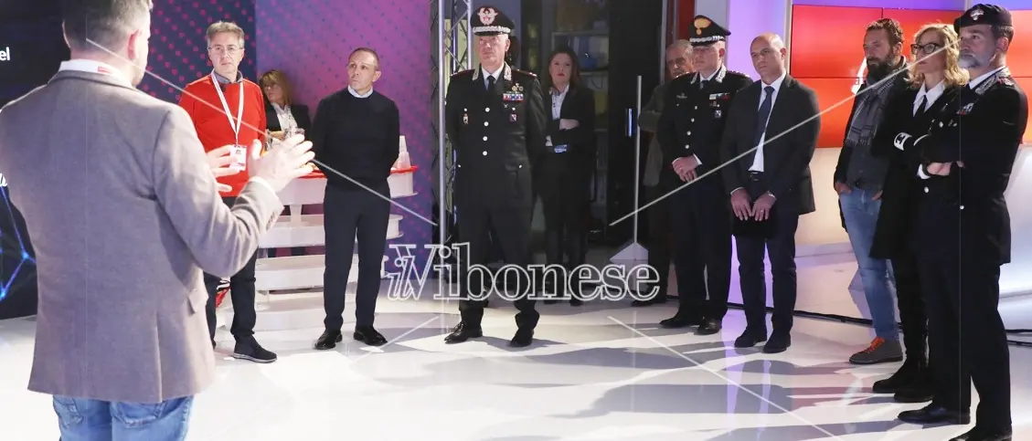 Il numero uno dei carabinieri in Calabria in visita a LaC e a Il Vibonese.it - Video