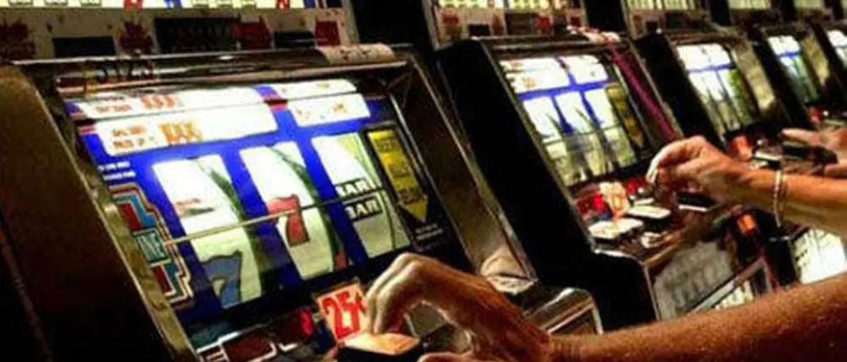 Gioco d'azzardo in Calabria, Libera Vibo: «La Regione dia un segnale di contrasto»