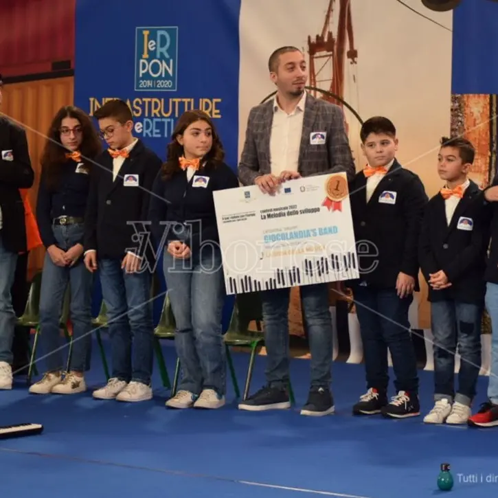 A Nicotera la premiazione del concorso musicale Pon-Ir: primo posto ai bimbi della Giocolandia’s band