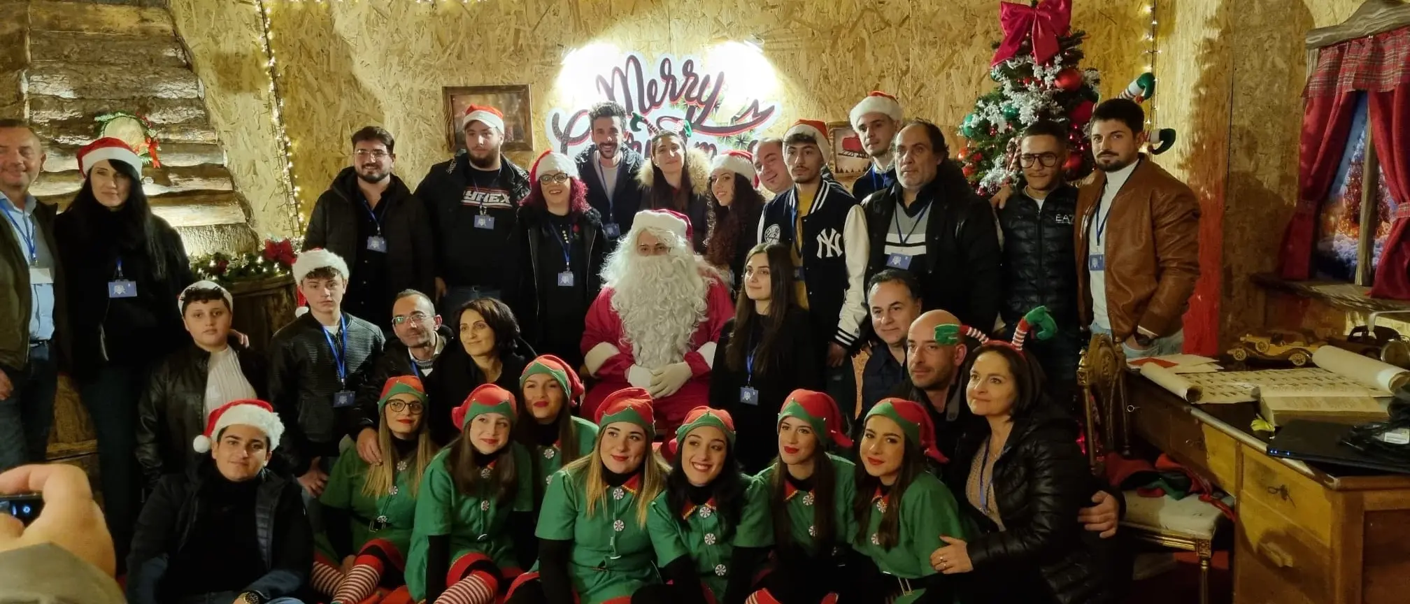 Paravati, boom di visitatori ad ammirare la “Casa di Babbo Natale” - Foto