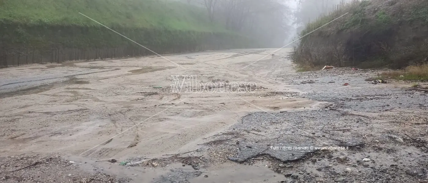 Strade da incubo nel Vibonese e \"politici\" al lavoro in questi giorni per... la presidenza della Provincia