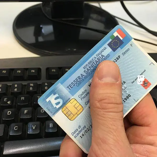 Per una visita diabetologica di controllo? Prenotato a maggio 2023!