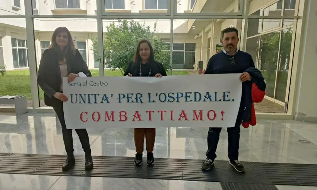 Il movimento Serra al Centro si mobilita contro la chiusura del reparto di lungodegenza: «Impoverimento dell'ospedale»