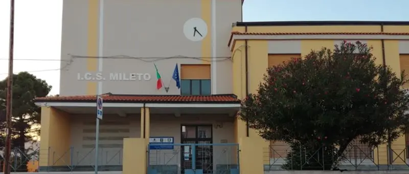 Covid, scuole chiuse a Mileto dopo i casi di contagio che coinvolgono alcuni alunni