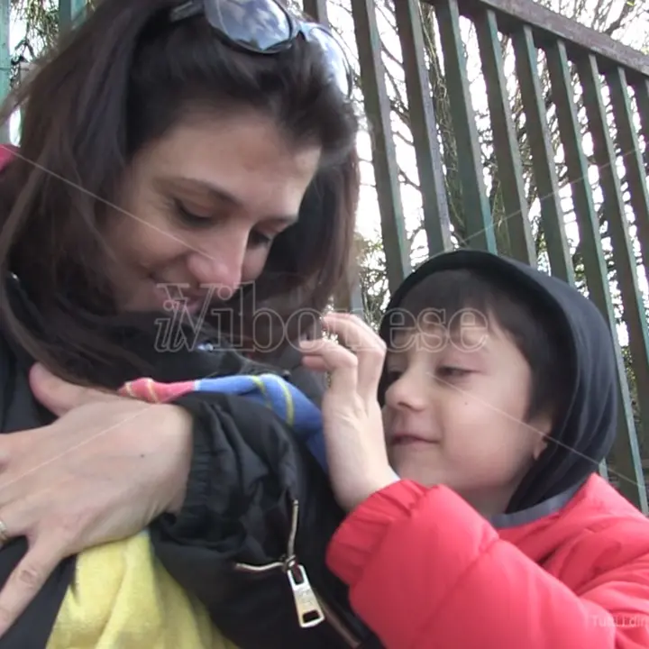 La storia di Spots, dal canile alla nuova famiglia di Vibo Valentia - Video