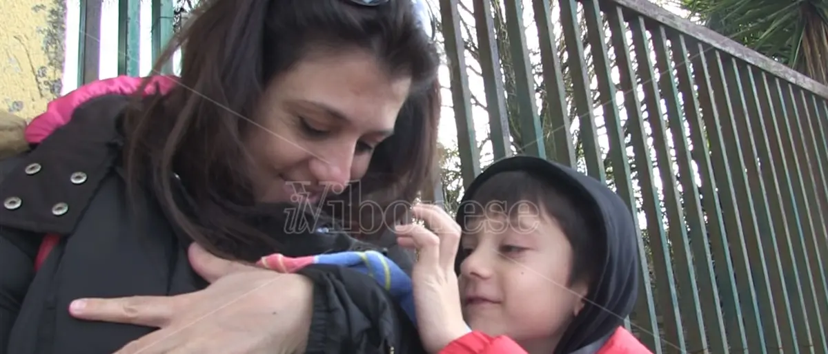 La storia di Spots, dal canile alla nuova famiglia di Vibo Valentia - Video