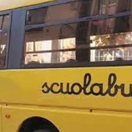Scuolabus obsoleti a Tropea, Piserà interroga il sindaco: «Non bastano i proclami»