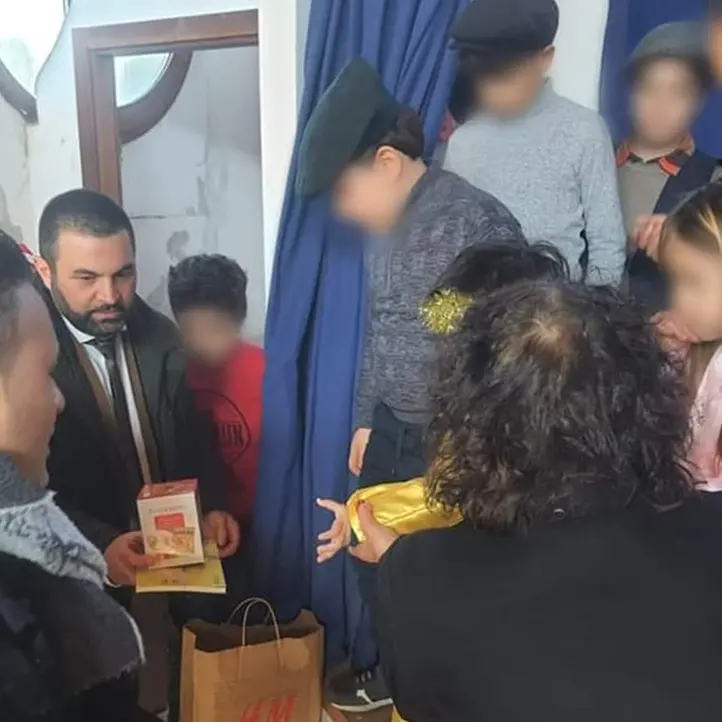 Mongiana, un libro per ogni alunno: il dono di Natale dell’amministrazione comunale