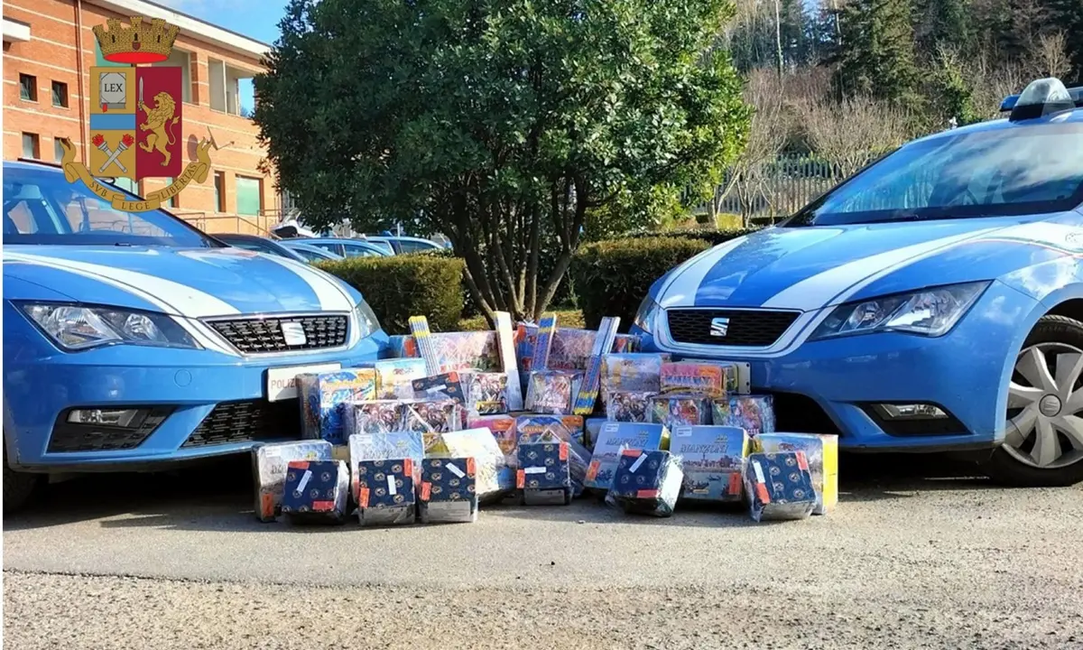 Serra San Bruno: detenzione illegale di fuochi d'artificio, denunciato dalla polizia