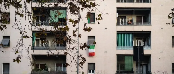 Vibo, il degrado delle case popolari al centro di un progetto per dare dignità agli alloggi