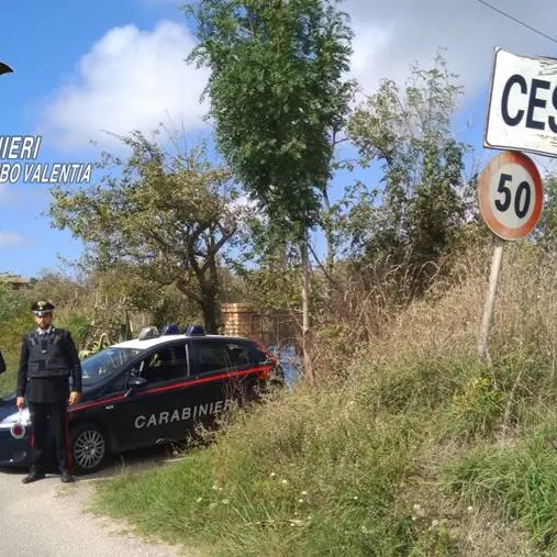 Cessaniti, ignoti si introducono nei locali della parrocchia e danneggiano le porte: indagini