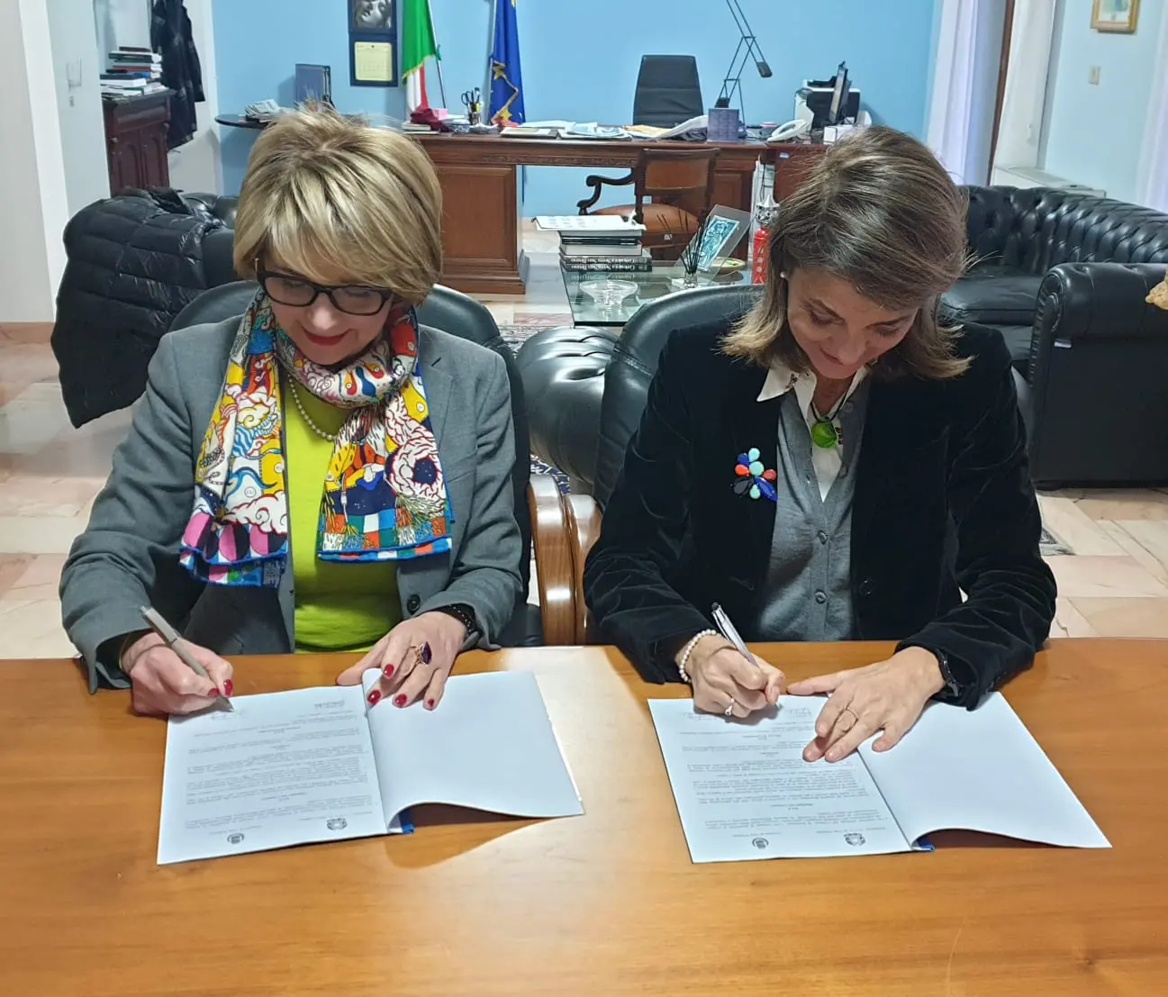 Vibo, contrasto alle truffe agli anziani: prefetto e sindaco firmano protocollo d'intesa