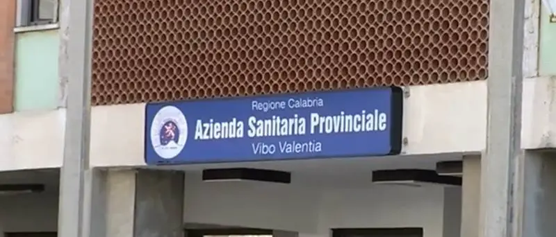 Asp di Vibo, contratti decentrati: parti sociali e management firmano l’accordo