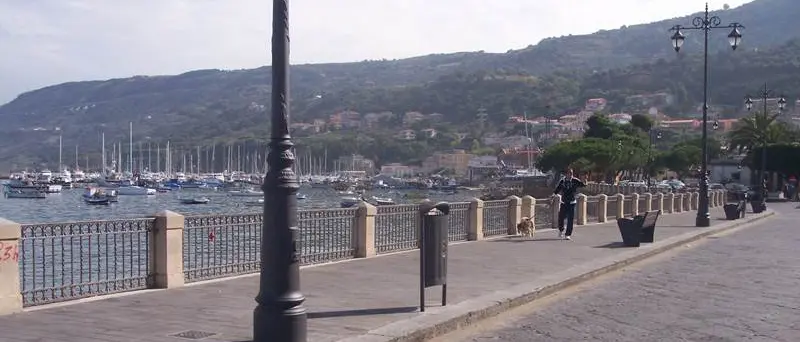 Bar e ristoranti del Vibonese: «Ci proclamiamo in zona bianca e apriamo lo stesso»