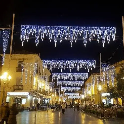 Pizzo si prepara alle festività natalizie: arrivano le luminarie