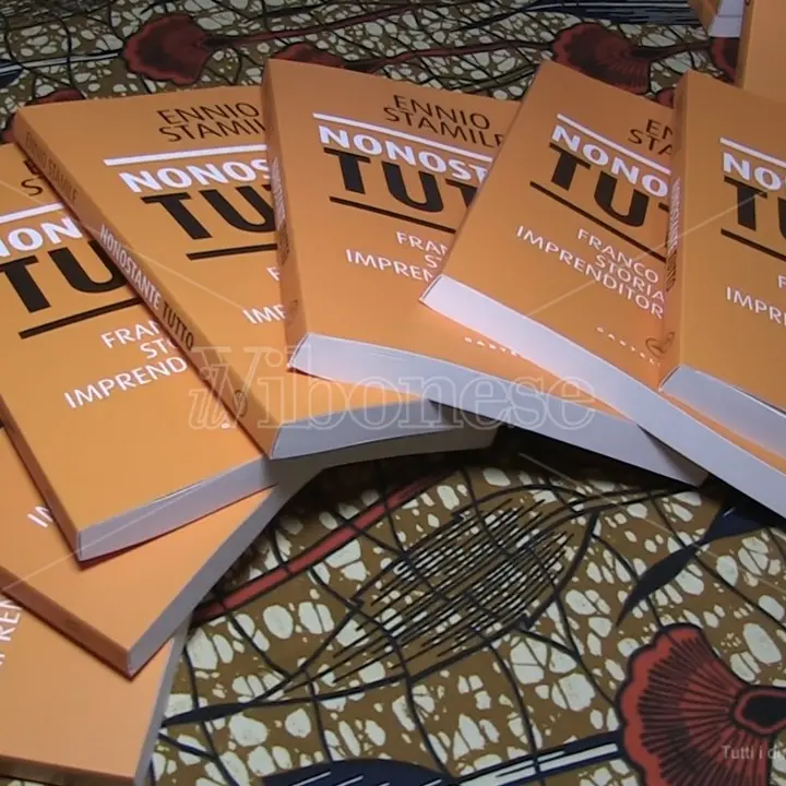 Vibo Marina, presentato il libro di don Stamile sulla storia dell'imprenditore Cascasi - Video