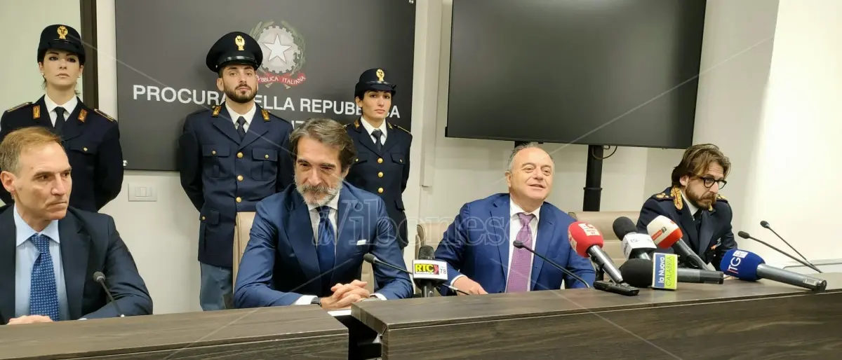 Il Corsivo | L’operazione Olimpo e la via del silenzio scelta dalla politica vibonese e non solo