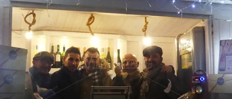 A Tropea un chiosco solidale per i pazienti di Oncologia - Video