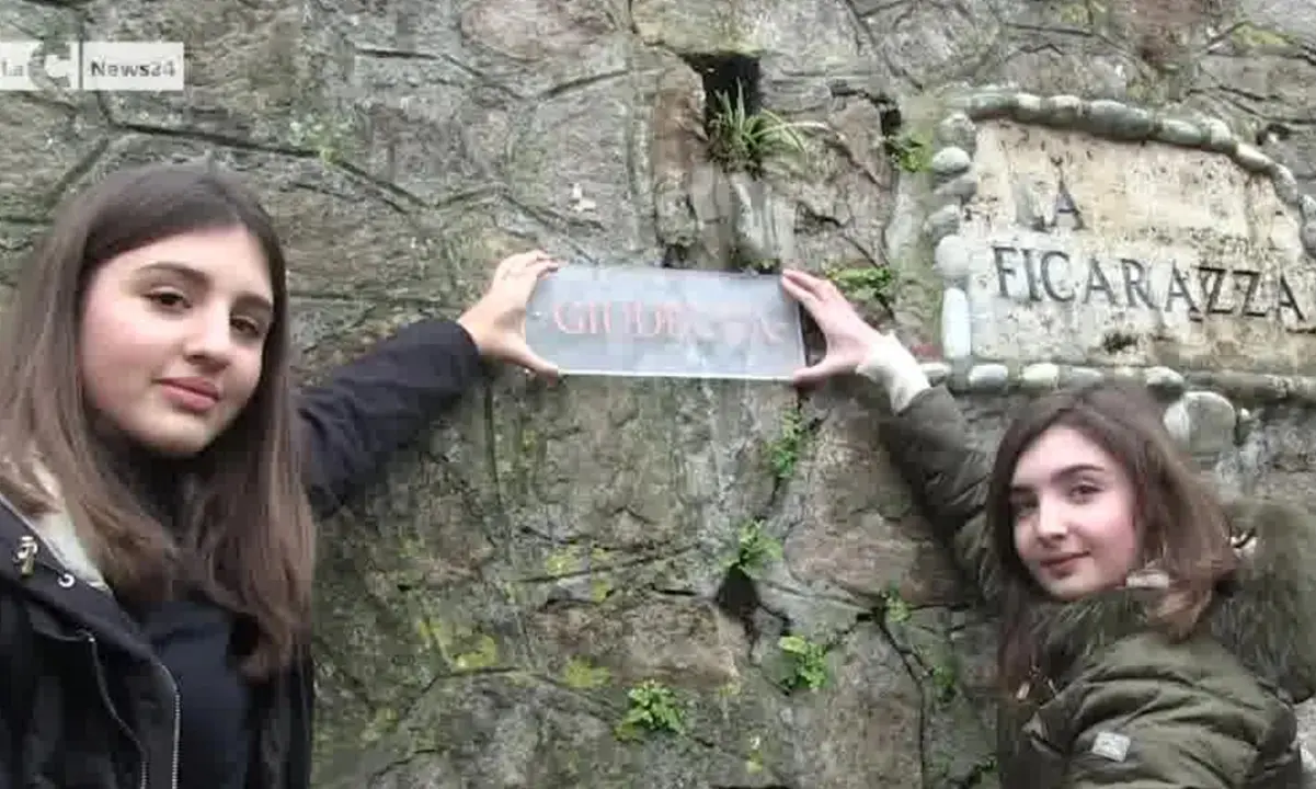 Pizzo celebra la giornata della memoria nel quartiere Ficarazza Giudecca - Video