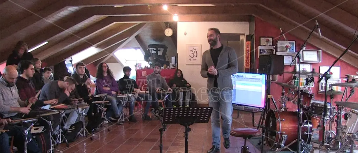 Drum Day Calabria: sold out a Vibo Valentia per la masterclass di batteria - Video