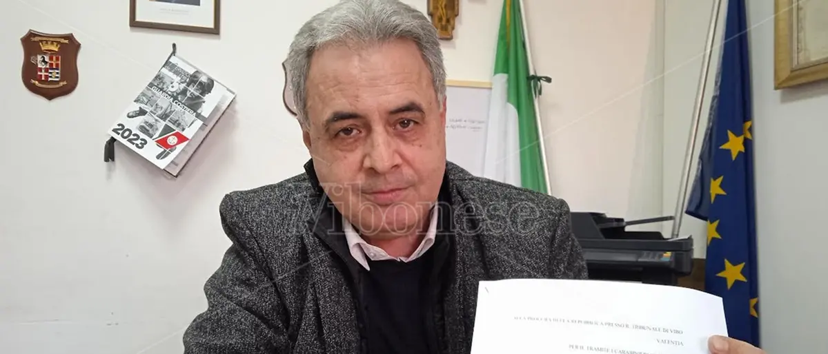 Nicotera, l'ultimatum del sindaco: «Se la Guardia medica chiude di nuovo, martedì sarò in Procura» - Video