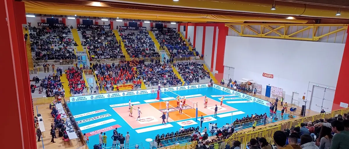 Per la prima volta a Vibo la finale di Coppa Italia di A2: sfida tra Tonno Callipo e Bcc Castellana Grotte