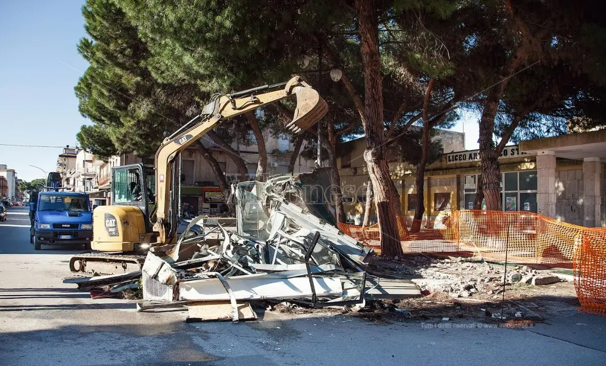 Vibo, la scomparsa delle edicole segna la fine di un’epoca