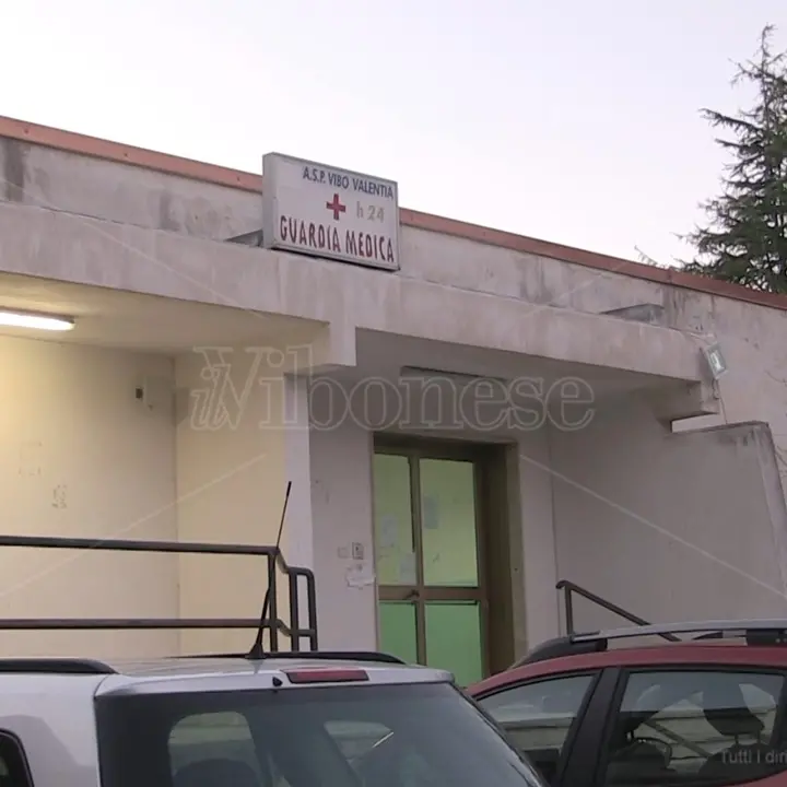 Guardia medica chiusa per tre giorni a Nicotera: il sindaco presenta un'altra denuncia