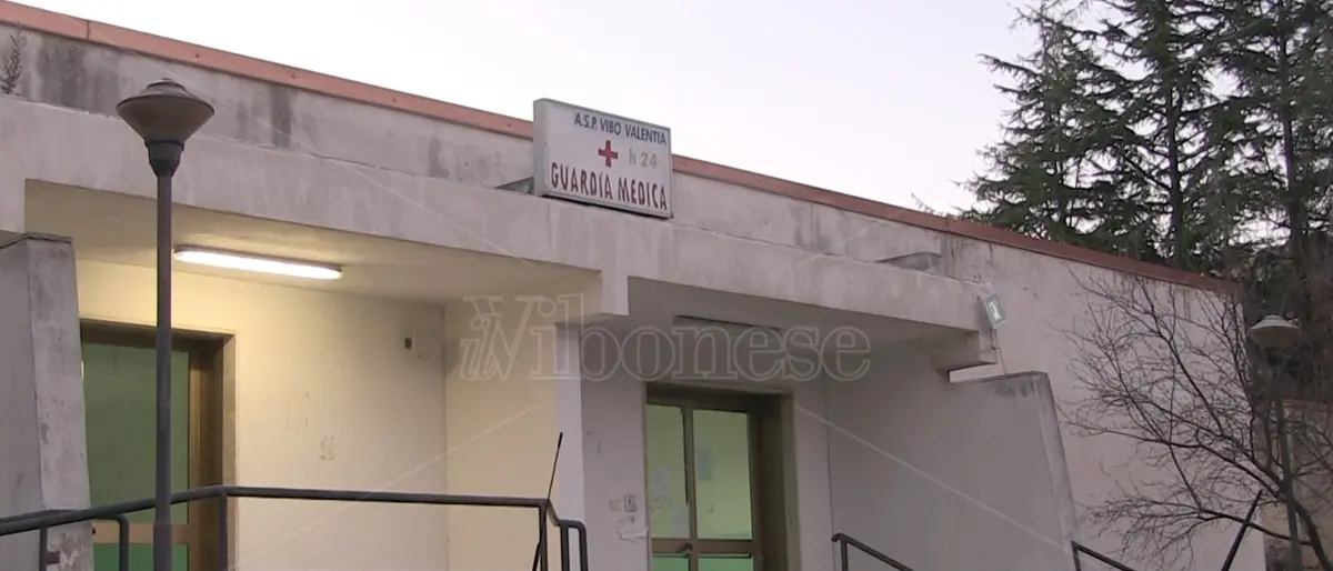 Guardia medica chiusa per tre giorni a Nicotera: il sindaco presenta un'altra denuncia