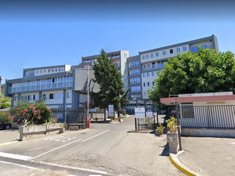 «All'ospedale di Tropea sala operatoria a rischio paralisi per mancanza di anestesisti», l'allarme di Piserà che scrive a Occhiuto