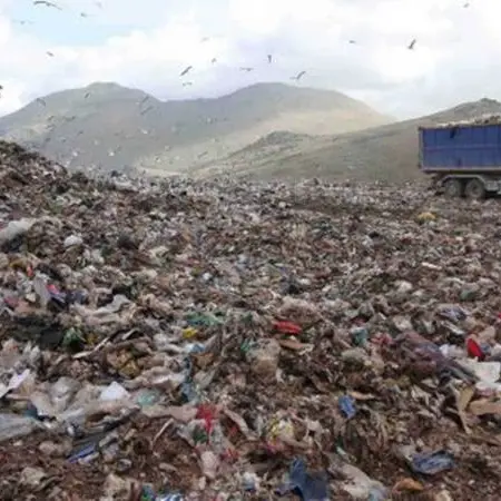 Discariche sature, il Comune di Filadelfia declassa dieci tonnellate di rifiuti differenziati