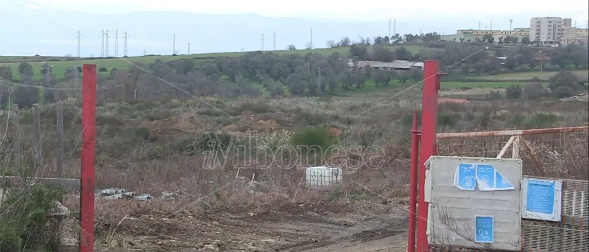 Nuovo ospedale di Vibo in stand-by, la coalizione progressista scende in piazza