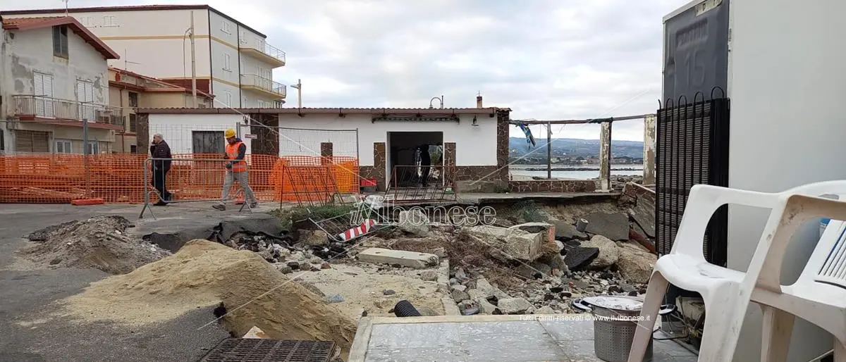 \"Caso\" Francolino, l’avvocato Fronte: «Il carnevale a Vibo con il carro di Pinocchio sulle ceneri del Chiosco Azzurro»